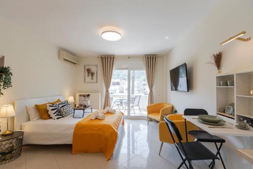 Garnet Studio Flats Garnet Studio Flats