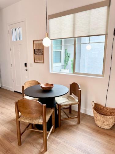 Luxury 1 BR Casita with Private Yard, Garage and WD in Sonoran Foothills