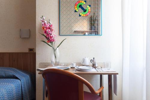 Residence Lepontina Room Type - Twin Room with Kitchenette
