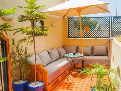 Riad Dar Yassine - Tap to explore photos