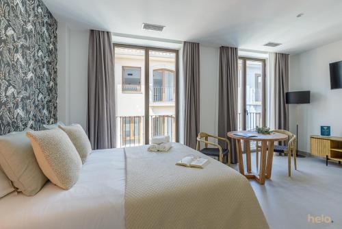 Cervantes Suites Room Type - Apartment with Balcony