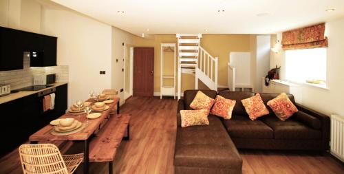 Sleeps 4 - Town Centre - Very High End Renovation - Private Garden - Close to Train Station - Fast Wifi, Berwick-Upon-Tweed (foto 3)