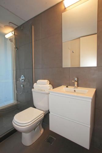 Standard Apartment image 8