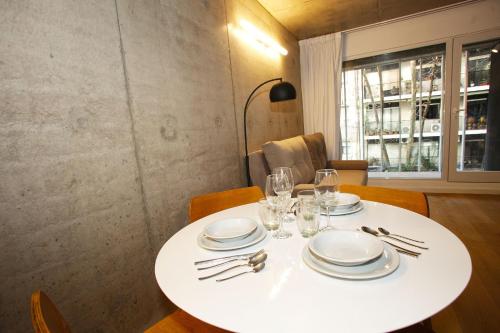 One-Bedroom Standard Apartment image 8