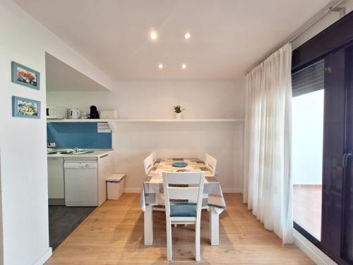 Apartment with Balcony image 6