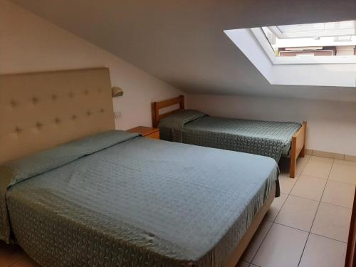 Economy Triple Room