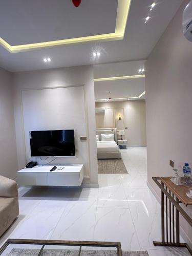 Pavilion Suites - Premium ApartHotel in Bahria Town - image 2