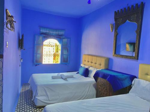 Quadruple Room with Bathroom image 1