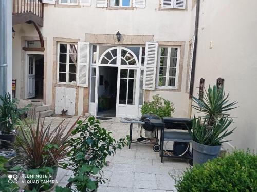 Les Pampilles gîte à louer Esbarres