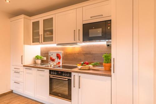 2 bedrooms, 3 beds