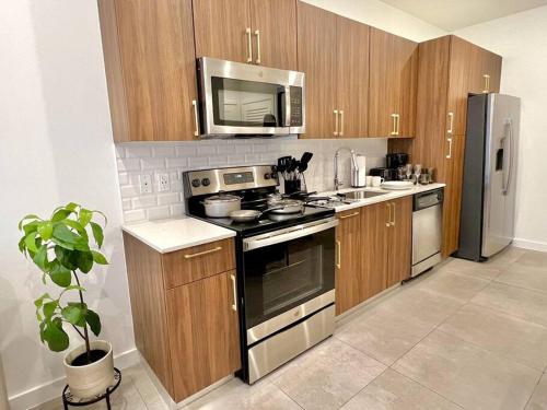 Downtown Miami King Bed, Luxe Condo, Free Parking in Miami, USA