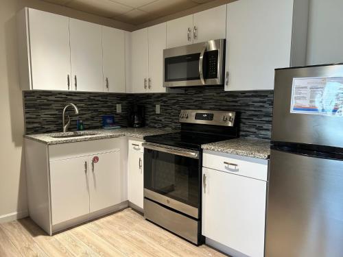 Esplanade Suites - A Sundance Vacations Property