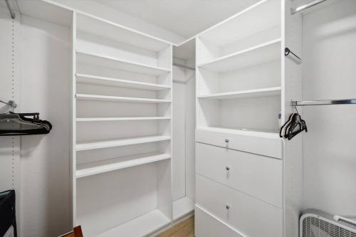 Oasis Jungle 5BR Pool W Huge View Private