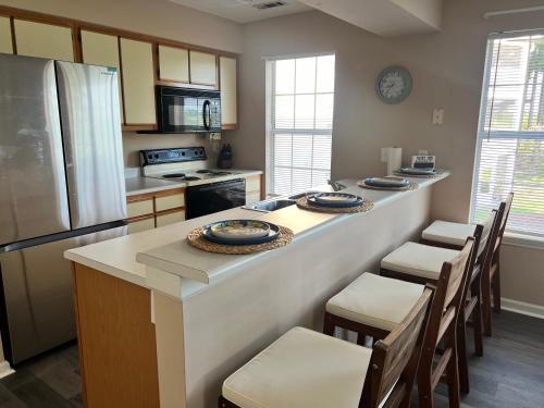 A Home Away From Home - Amazing Golf Course Views 4