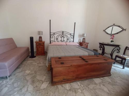Casa Rosa Amelia in Guadalajara, Mexico