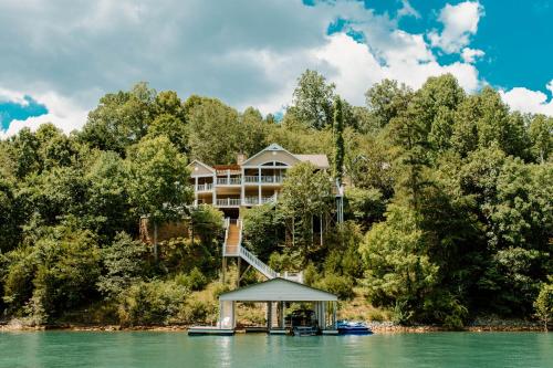 . Waterfront Home on Norris Lake w/ Boat Slip!