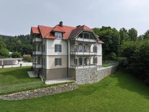 Villa Gloriette - BoutiqueAppartements am Wörthersee in Pörtschach am Wörthersee, Österreich