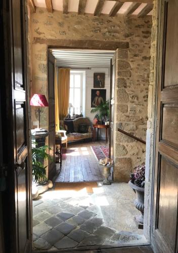Hôtel Tanquerey de La Rochaisière (Hotel Tanquerey de La Rochaisiere) in Кутанс