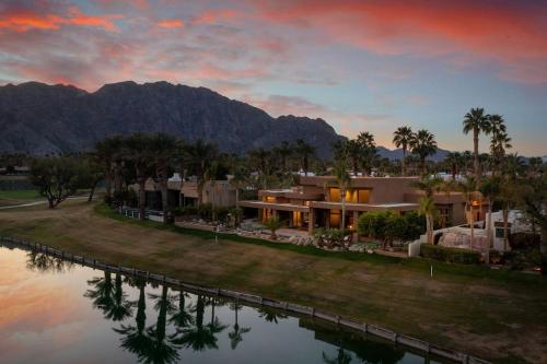 PGA West Stadium 9th Green Mountain & Lake View