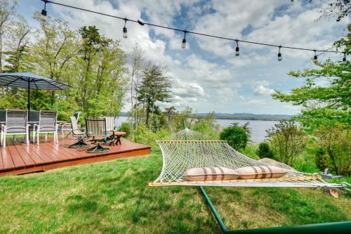 Ossipee Lake Cottage with Screened Porch and Fire Pit! - image 4