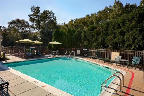 Hampton Inn - York - image 11