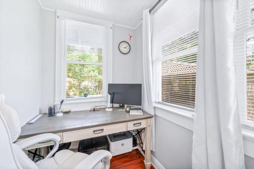 Uptown Charm Sleeps 6 Family & Pet Friendly in St. Augustine, USA