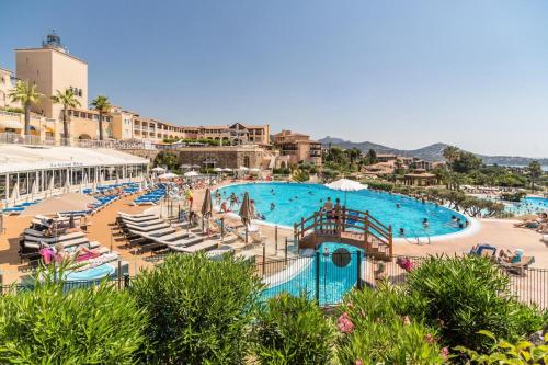 Beach, Residence le Village de Cap Esterel - maeva Home - Appartement 2 pieces 7 personnes avec coin cabine in Le Dramont