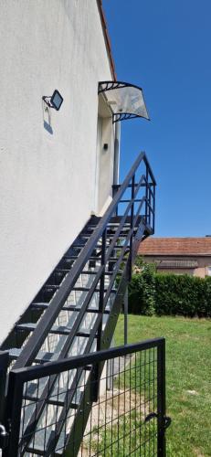 Appartement cosy spacieux parking gratuit en face 2