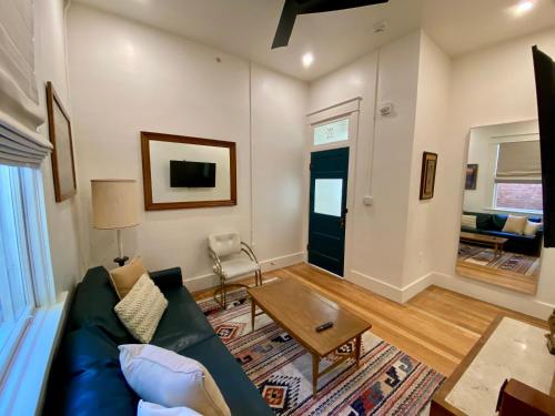 Warner Hotel Room Type - Deluxe Suite