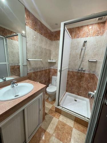 Magnifique appart dans une residence avec parking in El Massira