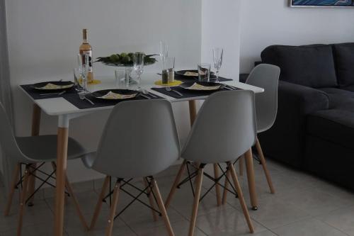 設施, Are You Renti in 泰普希賽-烏永尼區