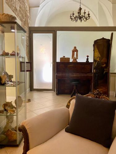 Hotel Akropolis - Museum Hotel - image 2