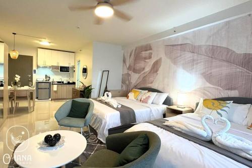 2 Bedroom and 1 Bedroom Apartments with Private Pool and Gym