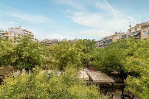Green Oasis 2BR Apartment in Pangrati by UPSTREET - main image