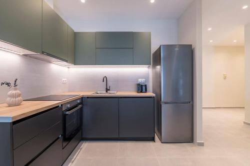 Cityscape Comfort 2BR Apartment in Ampelokipoi by UPSTREET - image 12