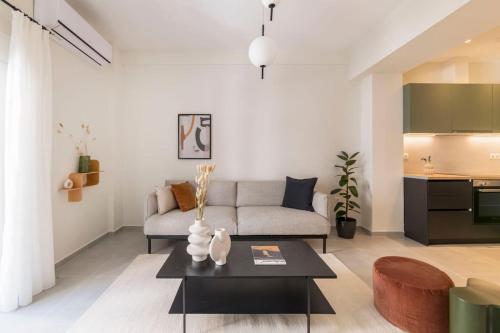 Cityscape Comfort 2BR Apartment in Ampelokipoi by UPSTREET - image 7