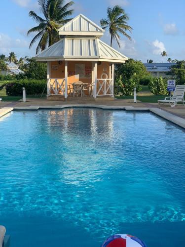 Caribbliss Suites in Ловлэндс