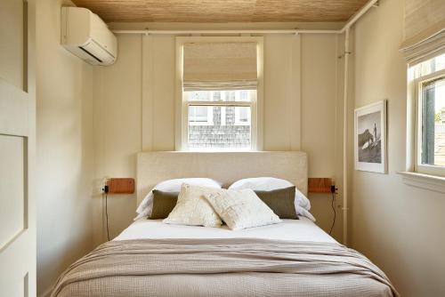 587295456 Block Island Beach House