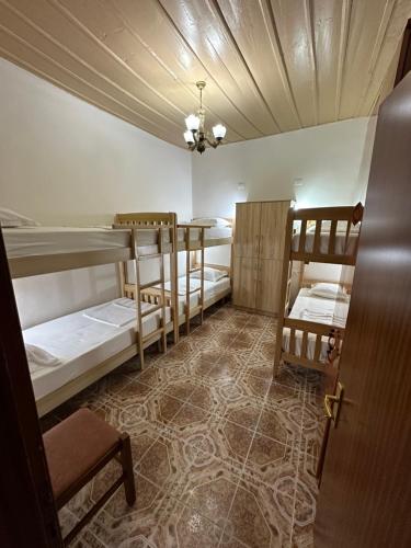 Tirana Lemon Breeze Hostel, Tirana (Foto 8)