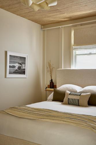 587295767 Block Island Beach House