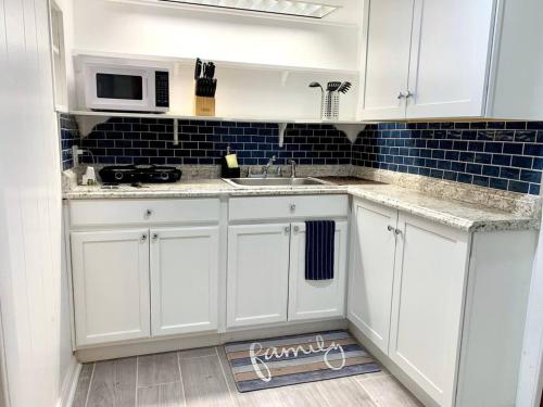 Cozy 2 Bed Apartment In Heart Of Orlando! in Orlando, USA
