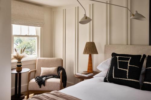 587297908 Block Island Beach House