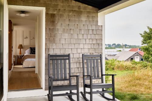 587297926 Block Island Beach House