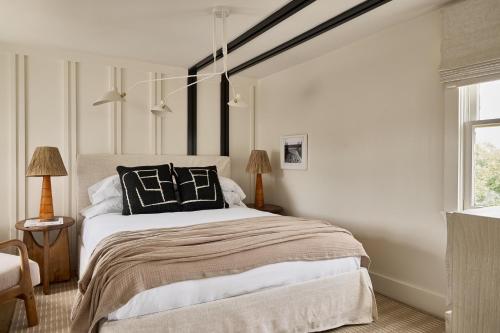 587297929 Block Island Beach House