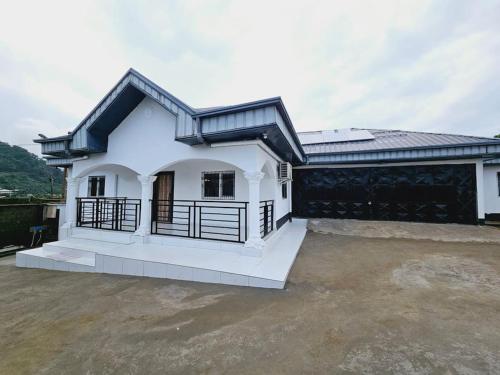 Holiday Residence at Sea Side in Limbe Holiday Residence at Sea Side in Limbe