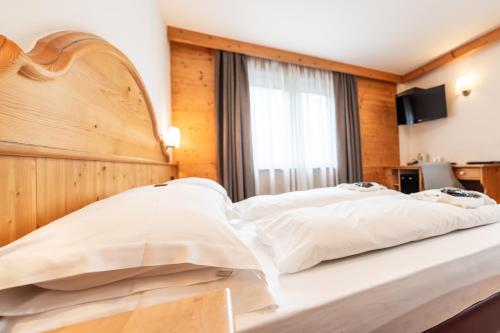 Double Room image 2