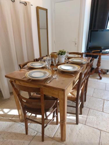 Chez Laurette - Historic Appartement Near Versailles & Station in Marly-le-Roi