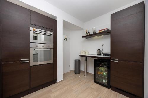 Amazing villa with breathtaking view & heated pool Amazing villa with breathtaking view & heated pool