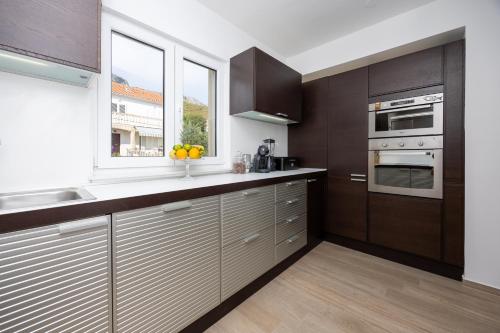 Amazing villa with breathtaking view & heated pool Amazing villa with breathtaking view & heated pool