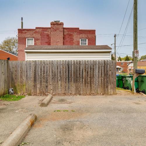 Cozy spacious family home near Carytown fully fenced near Richmond Gyermek Múzeum